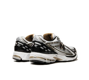 Tênis New Balance 1906R 'White Gold' Branco / Dourado – foto 4