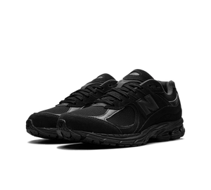 Tênis New Balance 2002R 'Triple Black Suede' Preto – foto 3