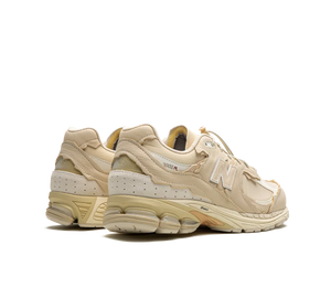 Tênis New Balance 2002R 'Protection Pack Sandstone' Creme – foto 4