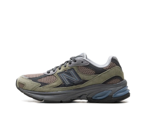 Tênis New Balance 2010 'Dark Olivine Mushroom' Verde / Preto