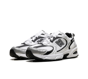 Tênis New Balance 530 Feminino 'White Silver Metallic Black' Branco / Prata – par, vista frontal