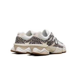Tênis New Balance 9060 'Beige Brown Leopard Print' Bege – foto 4