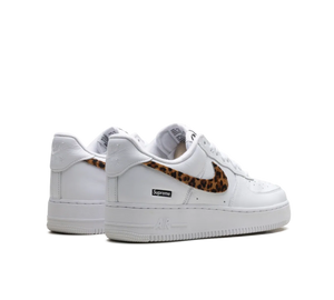Tênis Nike Air Force 1 Low x Supreme 'GOODENOUGH' Branco – foto 4