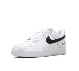 Tênis Nike Air Force 1 Low x Supreme 'White Black' Branco – foto 2