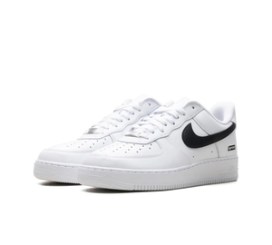 Tênis Nike Air Force 1 Low x Supreme 'White Black' Branco – foto 3