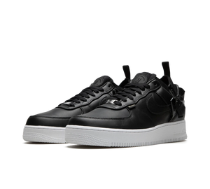 Tênis Nike Air Force 1 Low x Undercover Gore-Tex 'Black' Preto – par, vista frontal