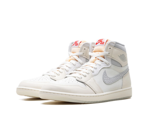 Tênis Nike Air Jordan 1 High OG Masculino 'Sail/University Red' Branco / Vermelho – par, vista frontal