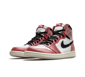 Tênis Nike Air Jordan 1 High OG x Trophy Room Masculino 'Chicago' Vermelho / Branco – par visto de frente