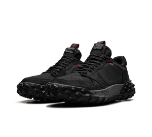 Tênis Nike Air Jordan 1 Low Element Gore-Tex 'Bred' Preto / Vermelho – par, vista frontal