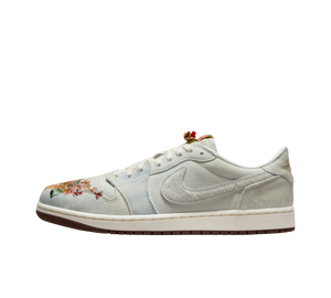 Tênis Nike Air Jordan 1 Low OG 'Year of the Horse' Cinza / Bege – vista lateral