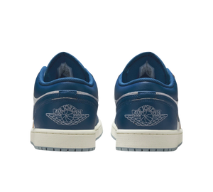 Tênis Nike Air Jordan 1 Low SE 'Industrial Blue' Azul / Branco – vista traseira