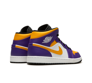 Tênis Nike Air Jordan 1 Mid Masculino 'Lakers' Roxo / Dourado – par visto de costas