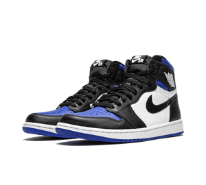 Tênis Nike Air Jordan 1 Retro High OG Masculino 'Royal Toe' Branco / Preto – par de frente