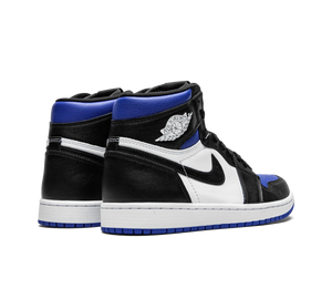 Tênis Nike Air Jordan 1 Retro High OG Masculino 'Royal Toe' Branco / Preto – par de costas