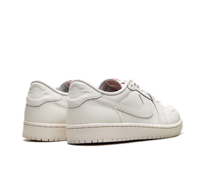 Tênis Nike Air Jordan 1 Retro Low OG Masculino 'Sail' Branco – vista traseira do par