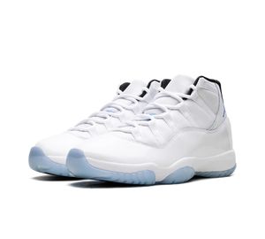 Tênis Nike Air Jordan 11 Retro 'Legend Blue' Branco / Azul – par de frente