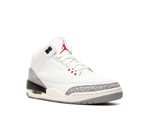 Tênis Nike Air Jordan 3 'White Cement Reimagined' Branco / Cinza – detalhe do bico