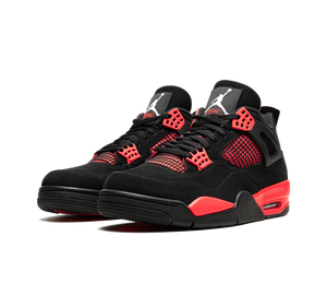 Tênis Nike Air Jordan 4 'Red Thunder' Preto / Vermelho – par, vista frontal