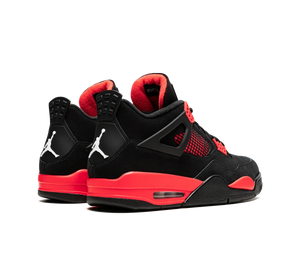 Tênis Nike Air Jordan 4 'Red Thunder' Preto / Vermelho – par, vista traseira