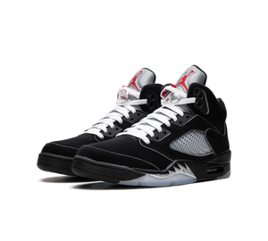 Tênis Nike Air Jordan 5 Retro OG 'Black Metallic Reimagined' Preto / Prata – par de frente
