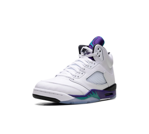 Tênis Nike Air Jordan 5 Retro OG 'Grape' Roxo / Verde – vista frontal do bico