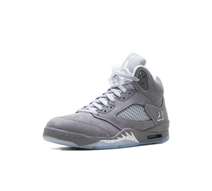 Tênis Nike Air Jordan 5 'Wolf Grey' Cinza – vista 3/4 frontal