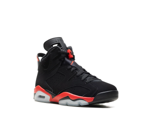Tênis Nike Air Jordan 6 Retro 'Infrared Salesman' Preto / Vermelho – vista 3/4 frontal