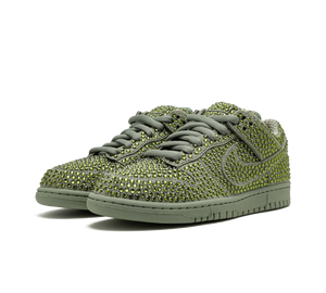 Tênis Nike Dunk Low x Cactus Plant Flea Market Swarovski 'Spiral Sage' Verde – par visto de frente
