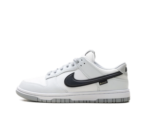 Tênis Nike Dunk Low Gore-Tex 'Summit White/Light Smoke Grey' Branco / Cinza – vista lateral