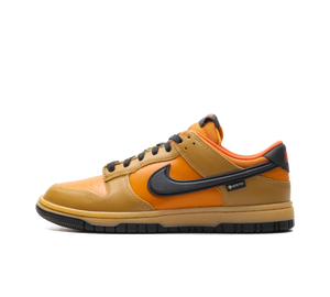 Tênis Nike Dunk Low Gore-Tex 'Wheat/Ceramic' Dourado / Laranja – vista lateral