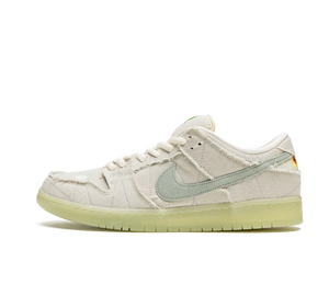 Tênis Nike Dunk Low SB 'Mummy' Bege