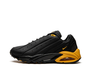 Tênis Nike Hot Step Air Terra x Nocta 'Drake Black University Gold' Preto / Amarelo