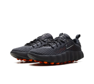 Tênis Nike Mind 002 Masculino 'Black/Hyper Crimson' Preto / Laranja – par de frente
