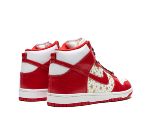 Tênis Nike SB Dunk High x Supreme 'Red Stars' Vermelho – par, vista traseira