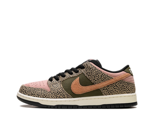 Tênis Nike SB Dunk Low x Arts-Rec Masculino 'Rust Pink and Rough Green' Rosa / Verde – vista lateral