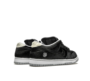 Tênis Nike Dunk Low SB x Medicom Toy 'Be@rbrick' Preto – foto 4