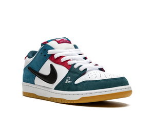 Tênis Nike SB Dunk Low x Parra 'Friends & Family' Rosa / Verde-azulado – vista 3/4 frontal