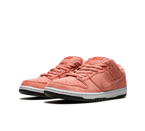 Tênis Nike Dunk Low SB 'Pink Pig' Rosa – foto 3