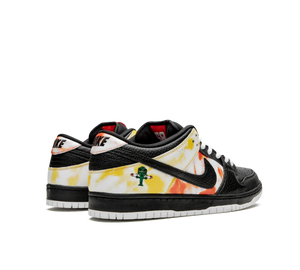 Tênis Nike Dunk Low SB 'Raygun Tie-Dye Black' Preto / Branco – foto 4