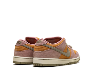 Tênis Nike Dunk Low SB 'Red Stardust' Laranja / Verde – foto 4