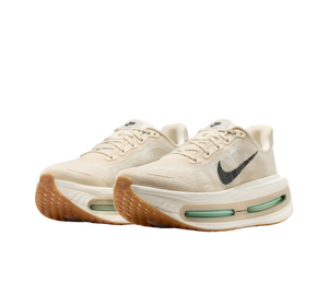 Tênis Nike Vomero Premium 'Pale Ivory Jade Horizon' Bege – foto 2