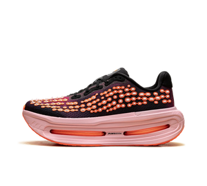 Tênis Nike Vomero Premium QS 'Black Arctic Pink' – vista lateral