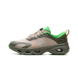 Tênis On Cloudsolo x Loewe Feminino 'Khaki Green Sand' Verde / Bege – vista lateral
