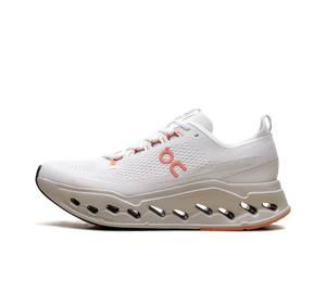 Tênis On Cloudsurfer Max 'Ivory Salmon' – vista lateral