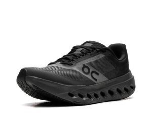 Tênis On Cloudsurfer Next 'Black Eclipse' Preto – 3/4 de frente