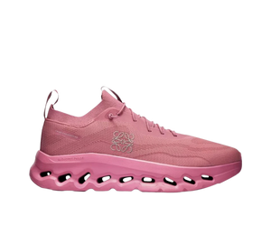 Tênis On Cloudtilt x Loewe Masculino 'Wild Rose' Rosa – vista 3/4 frontal