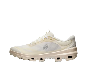 Tênis On Cloudventure 2 x Loewe Feminino 'Eggshell' Bege – vista lateral