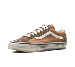 Tênis Vans LX Old Skool 36 'Pearlized Pack Vintage Cocoa Brown' Marrom – vista 3/4 frente