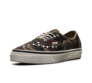 Tênis Vans Premium Authentic 'Woodland Camo Green' Verde – vista 3/4 frontal